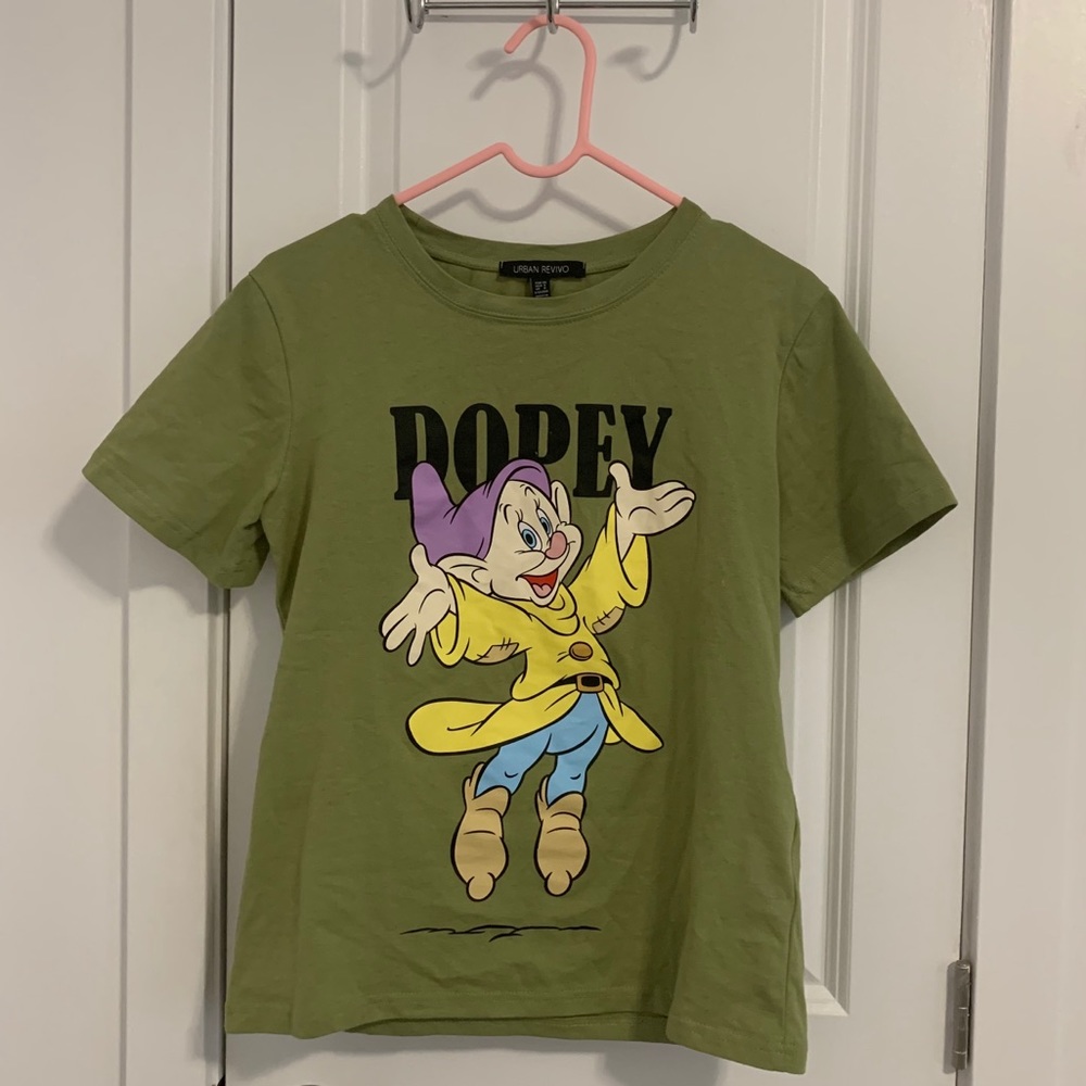 3/$35 or 4/$45 Snow white Dopey Dwarf Graphic Tee